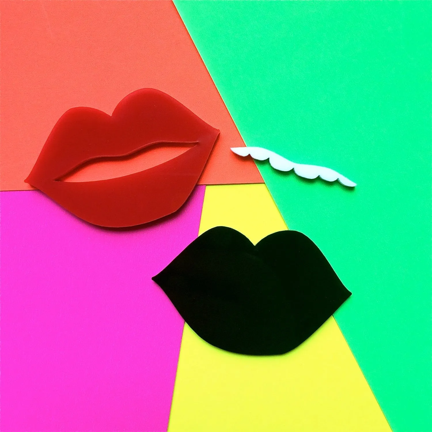 © Lips Stacker  - Two Pairs