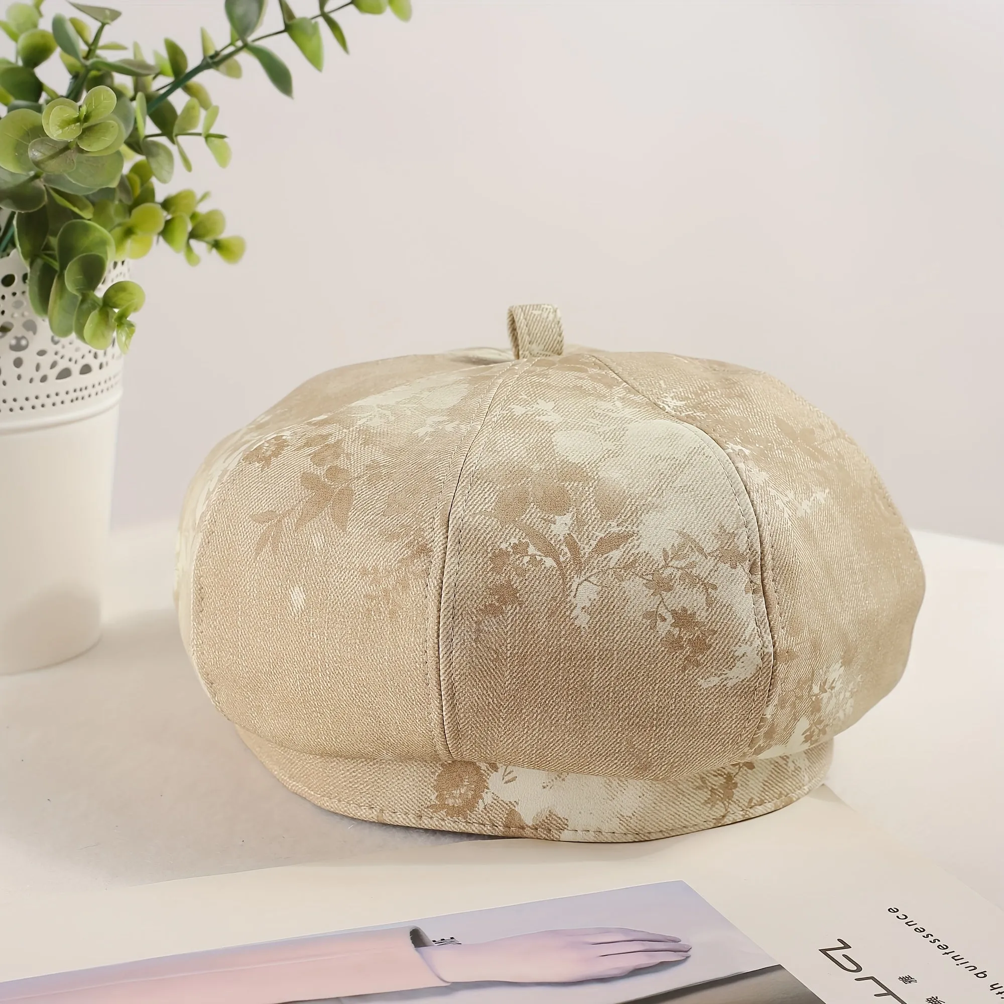 2pcs Newsboy Caps in Khaki And Gray, Vintage Floral Beret