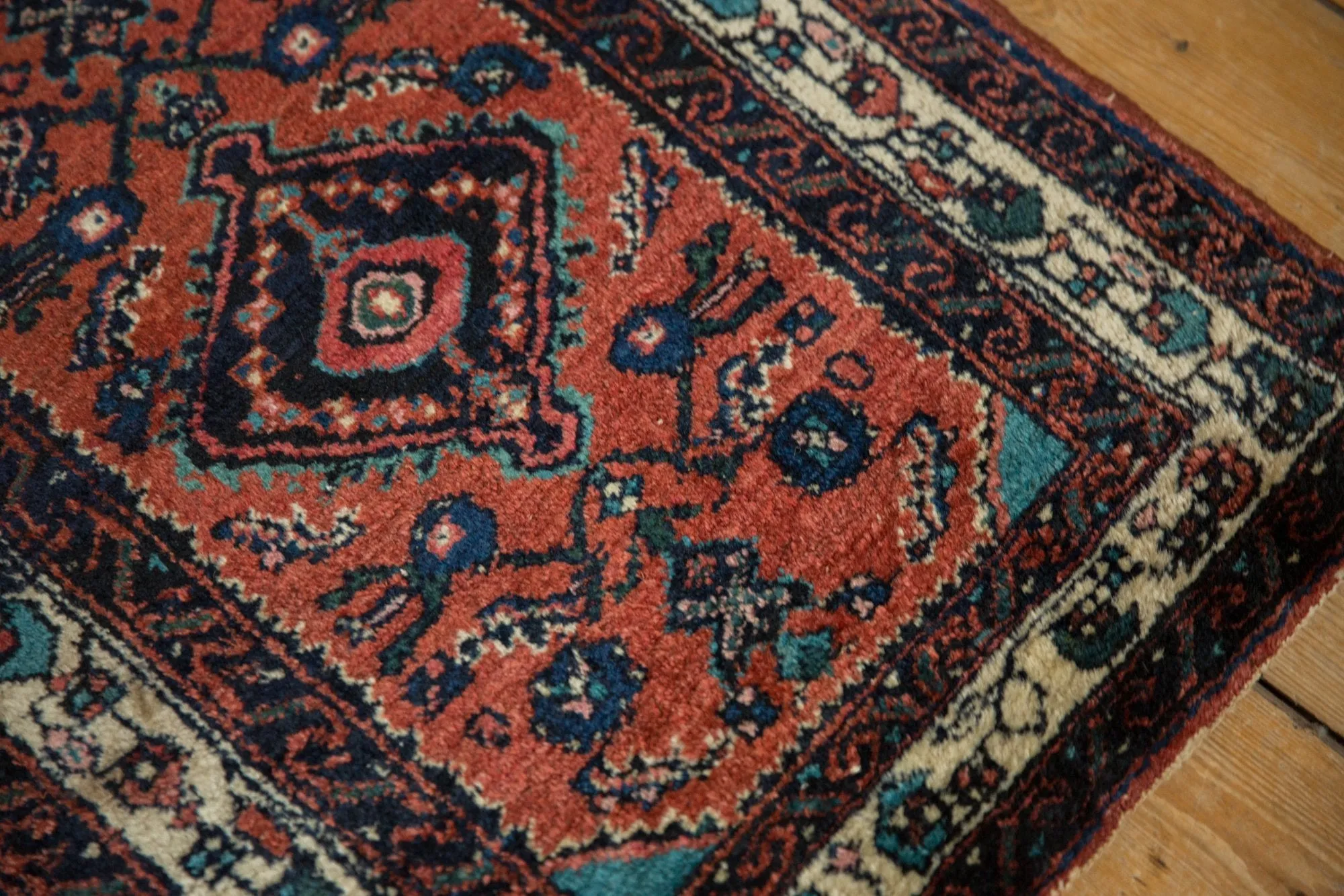 2x2.5 Vintage Engelas Square Rug Mat