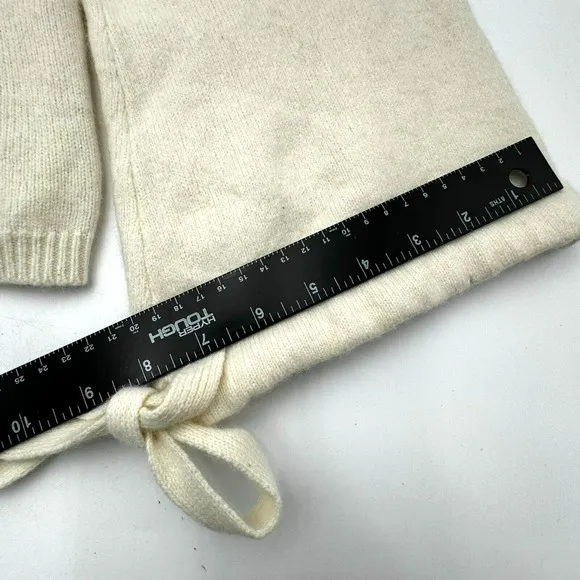 BCBG MAXAZRIA Women's Small Cream Merino Wool Sweater Turtle Neck Bell Sleeves