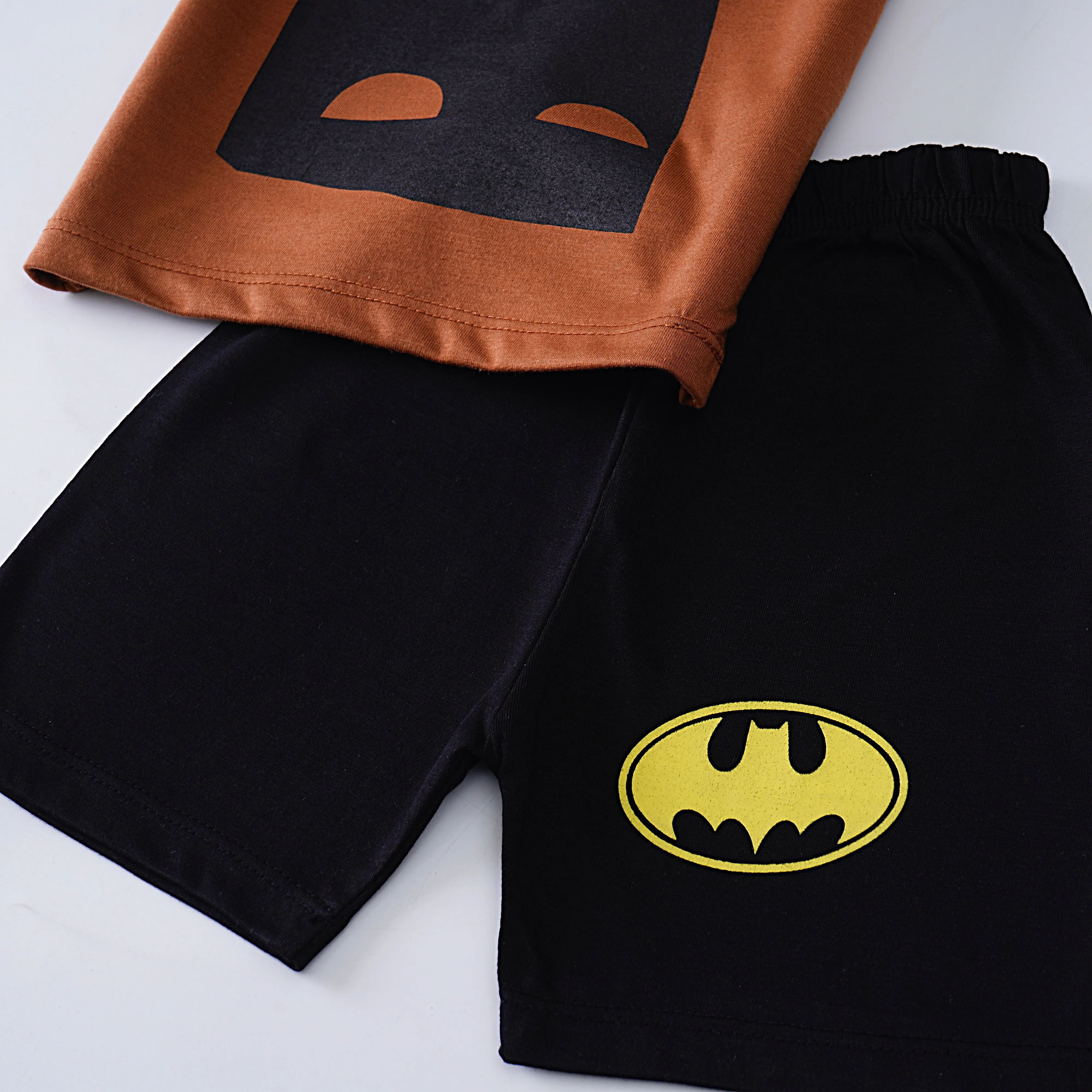 Boys Half Sleeves 2 Piece Suit (batman)