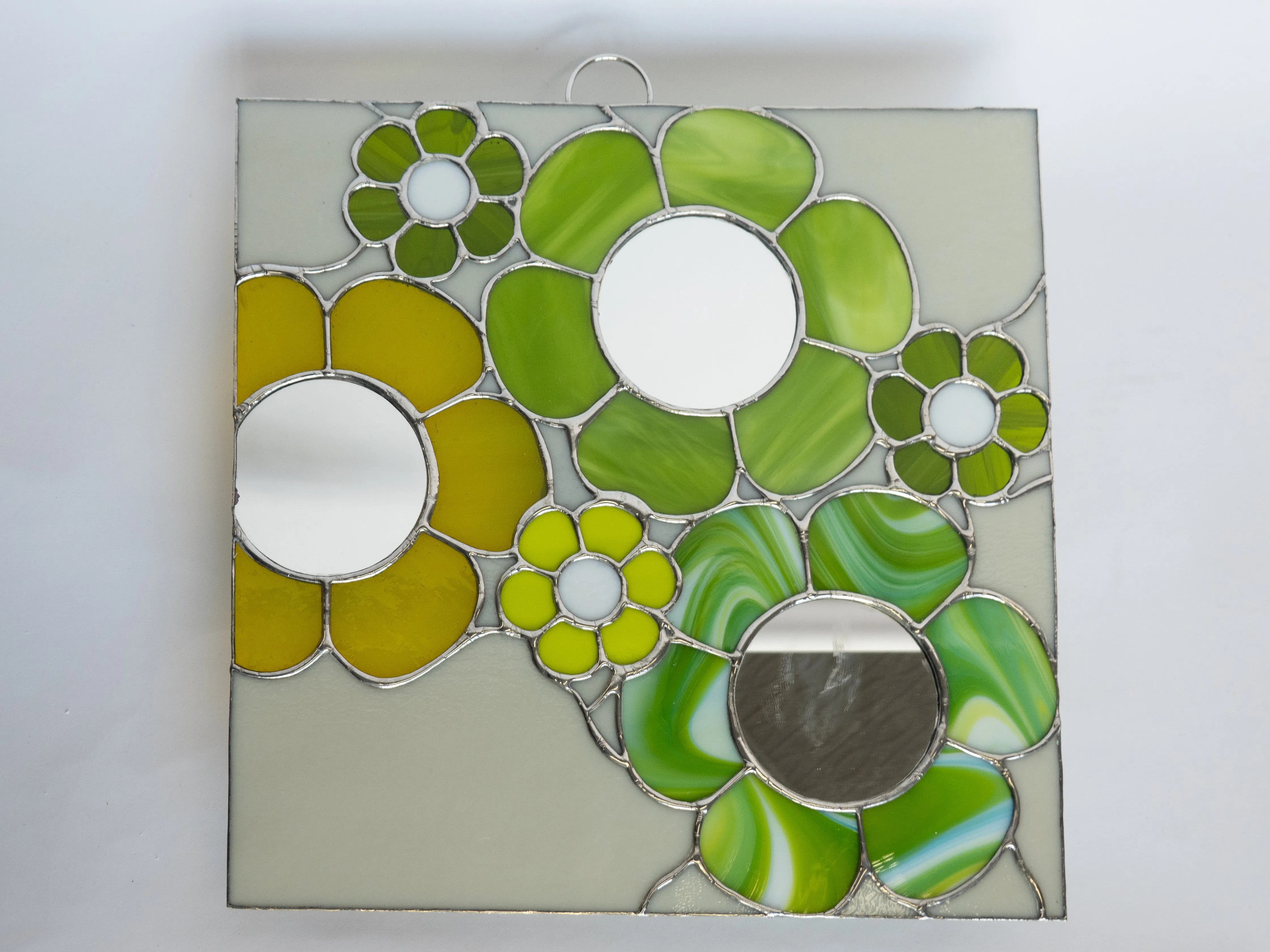 DAISY WALL ART | MIRROR