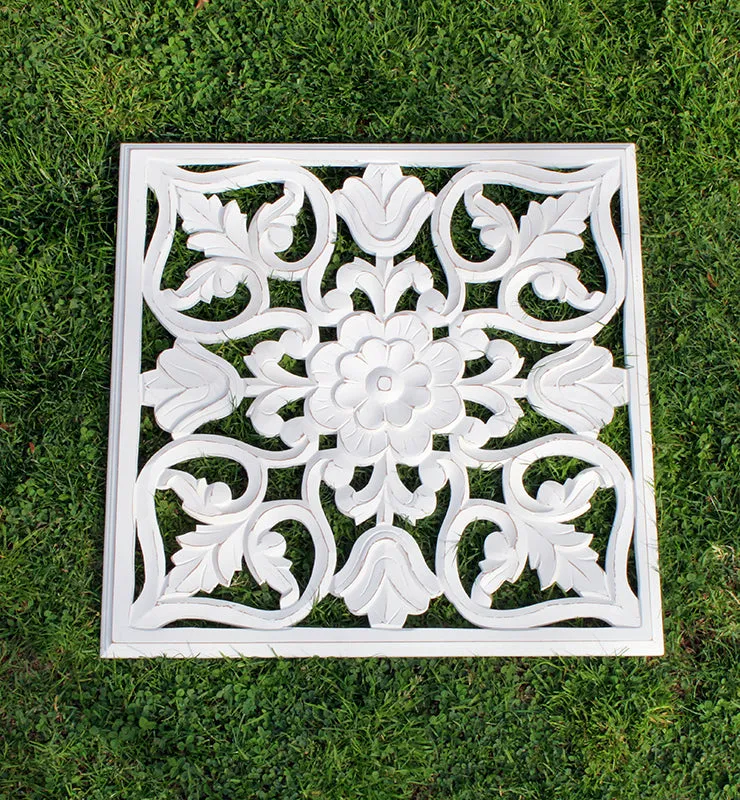 Damask Wooden Wall Medallion