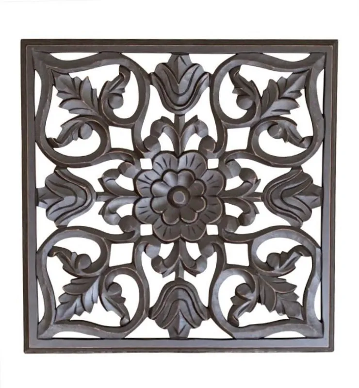 Damask Wooden Wall Medallion