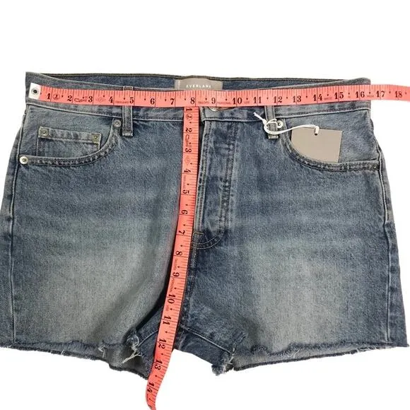 EVERLANE Short Women Sz 27 Blue '90s Mid Rise Raw Hem Organic Classic Preppy NWT