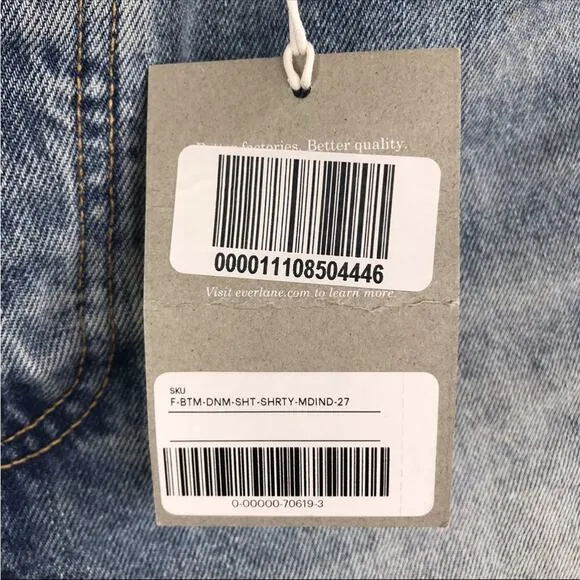 EVERLANE Short Women Sz 27 Blue '90s Mid Rise Raw Hem Organic Classic Preppy NWT