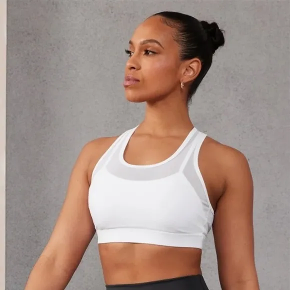 Fabletics | Faye High Impact Sports Bra | Classic White | Breathable Mesh | Sm