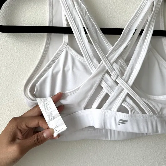Fabletics | Faye High Impact Sports Bra | Classic White | Breathable Mesh | Sm