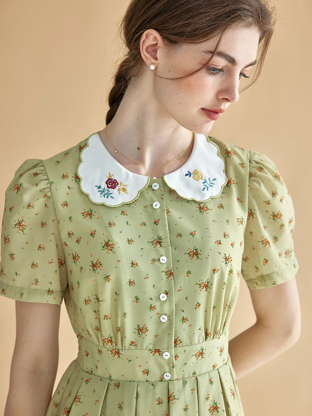 【Final Sale】Livia Ditsy Floral Print Peter Pan Collar Puff Sleeve Dress