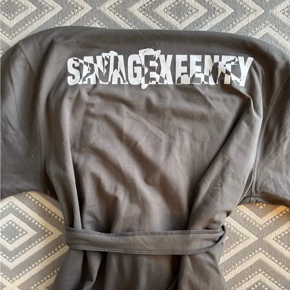 FOREVER SAVAGE SHOWGIRL SHORT ROBE XL/1XL