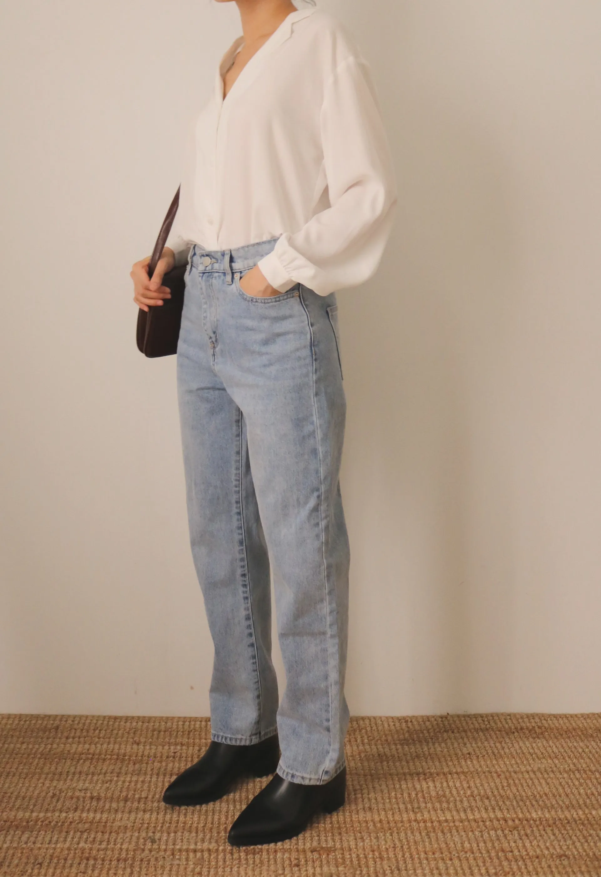 freja blouse-sold out