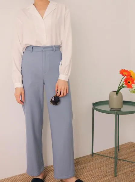 freja blouse-sold out
