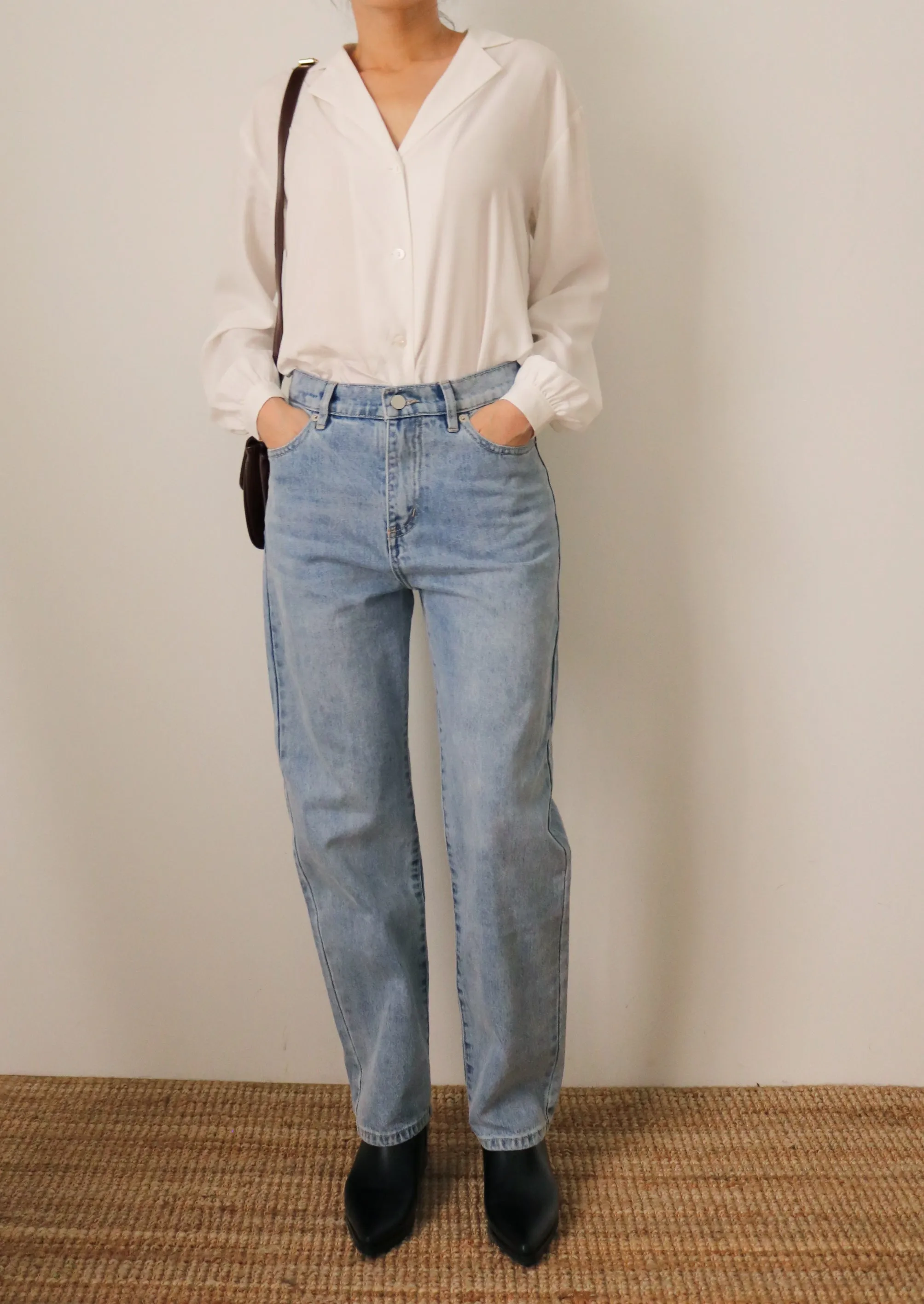freja blouse-sold out