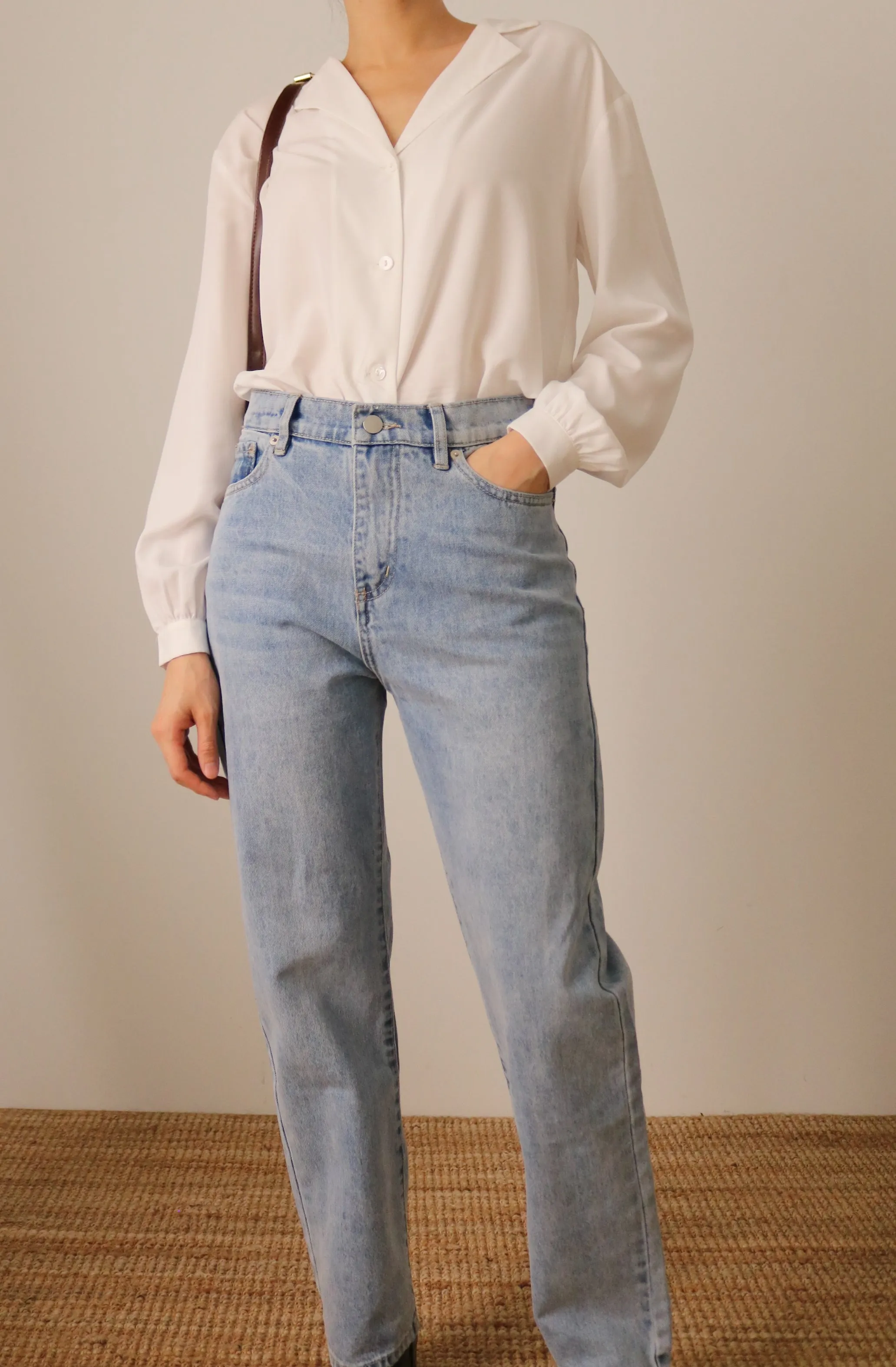 freja blouse-sold out