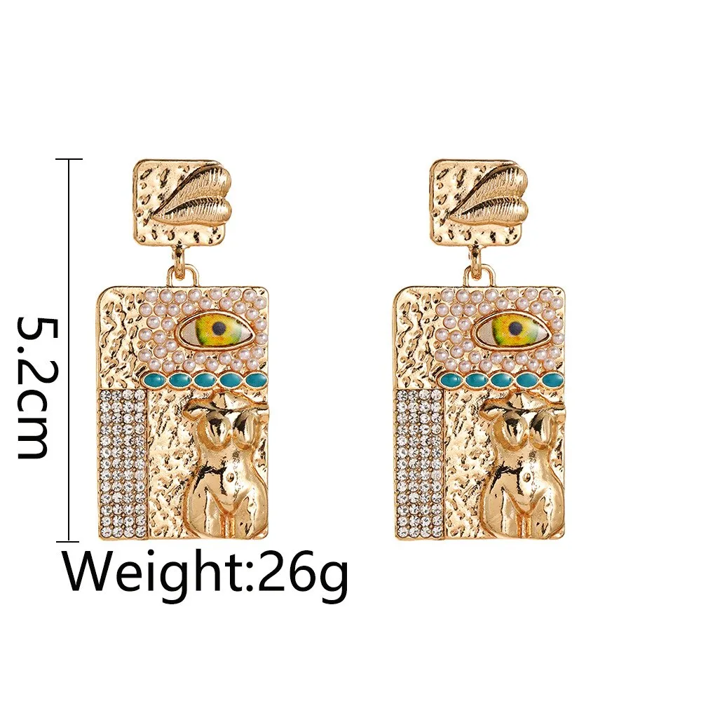 Golden Retro Rectangle Dangle Earrings: A Vintage Statement of Ethereal Charm