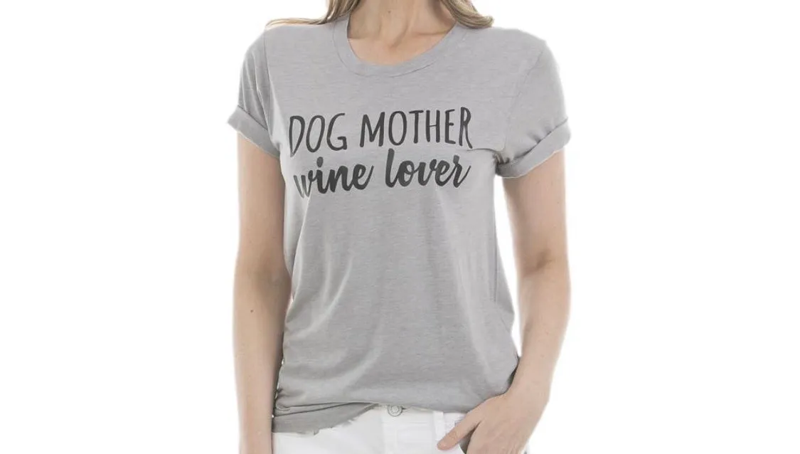 Hats and shirts { Dog mother, Wi.ne lover } { Cat mother, Wi.ne lover } { I love my dog } { I love my cat } { Pawsitive vibes only } Embroidered distressed trucker.