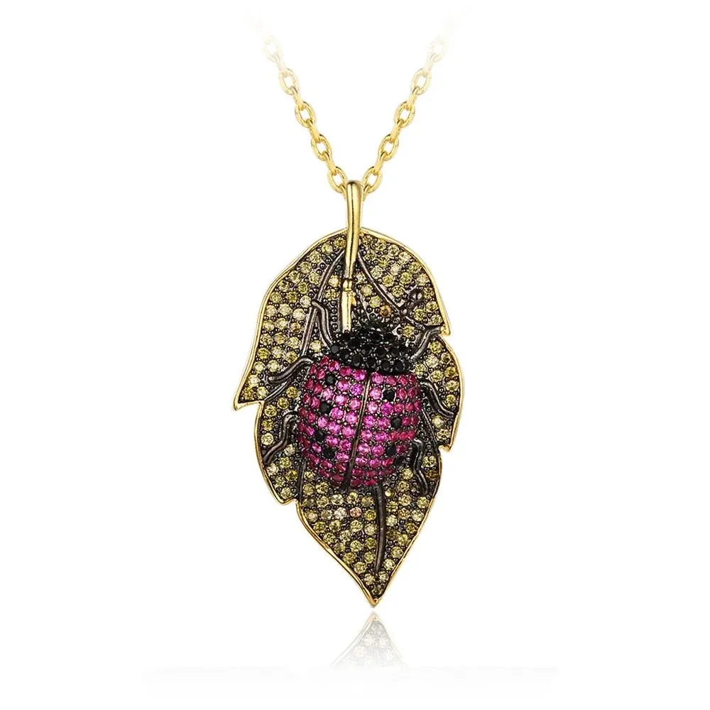 Lovely Ladybug On the Leaves Pendants Necklace Insects for Women Jewelry Fashion Dress Coat Accessory