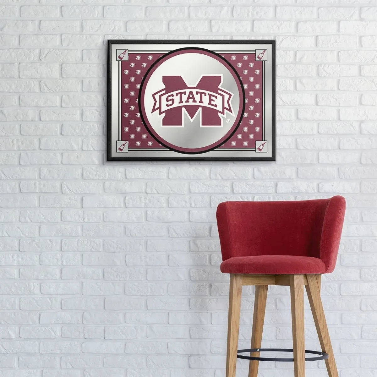 Mississippi State Bulldogs: Team Spirit - Framed Mirrored Wall Sign