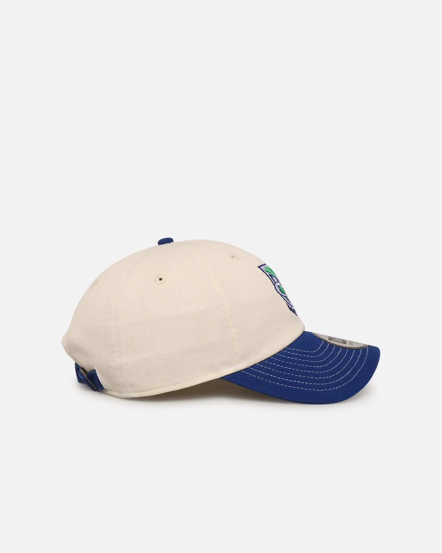 New Era New Zealand Warriors 'NRL 2-Tone 2025 Collection' Casual Classic Strapback Chrome White