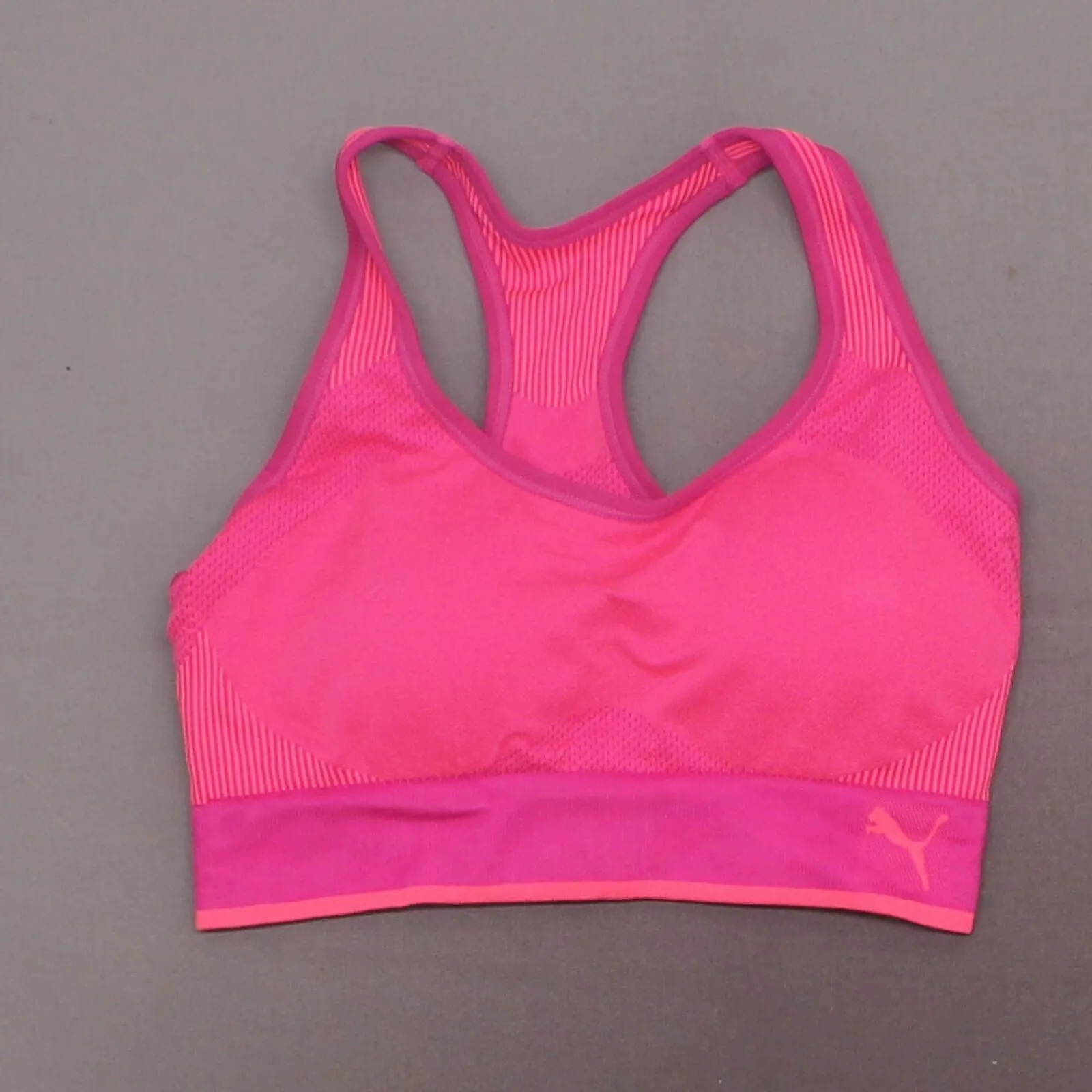 New Puma Womens Active Performance Sports Seamless Bra. 1343696-1 Medium