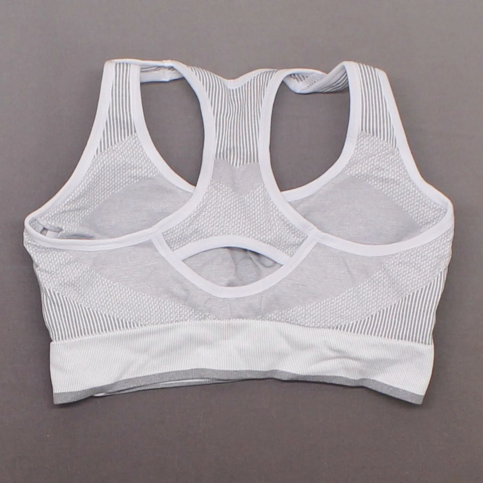 New Puma Womens Active Performance Sports Seamless Bra. 1343696-1 Medium