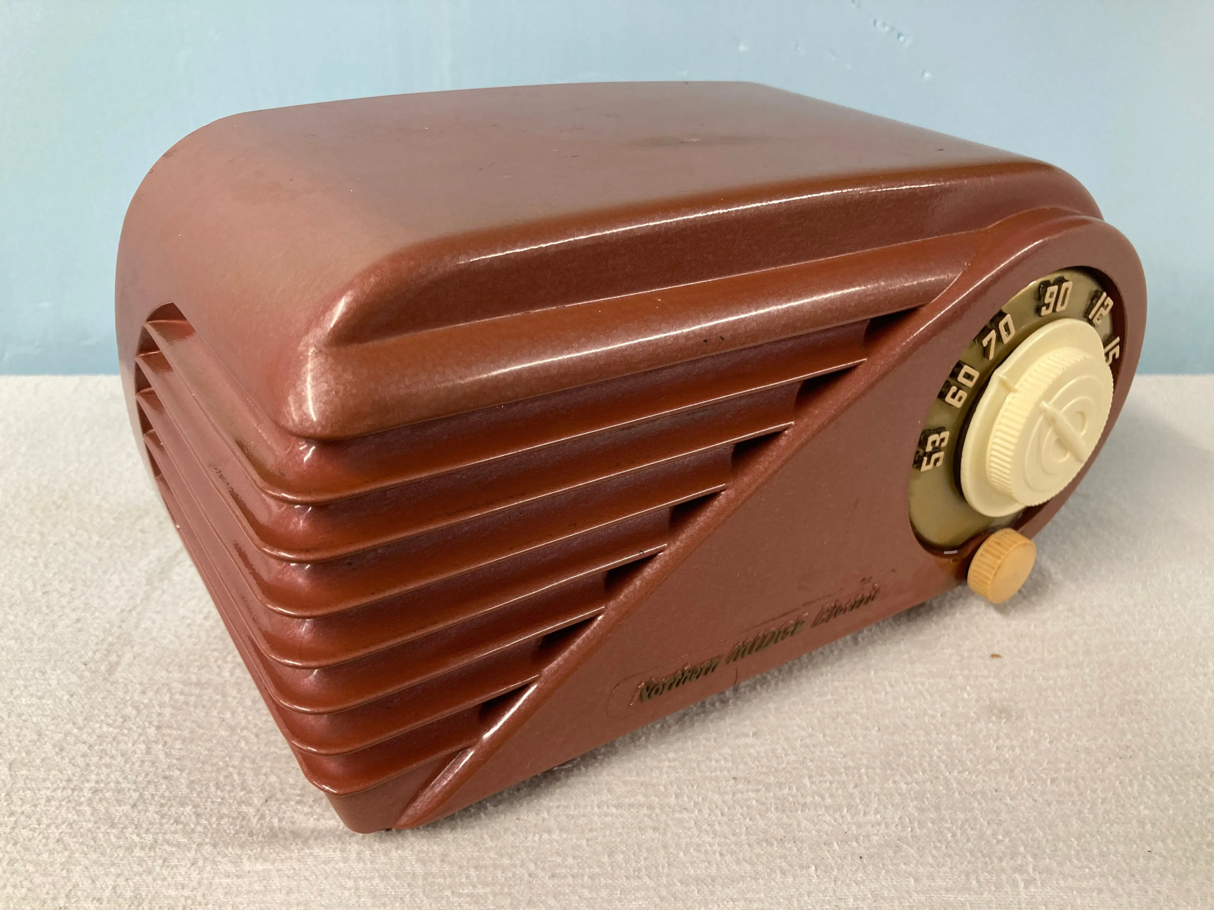 Northern Electric 5508 “Bullet” Tube Radio With Bluetooth & FM Options