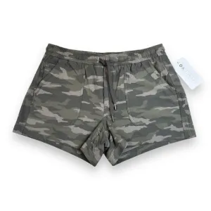 NWT Athleta 4&quot; camo Farallon shorts