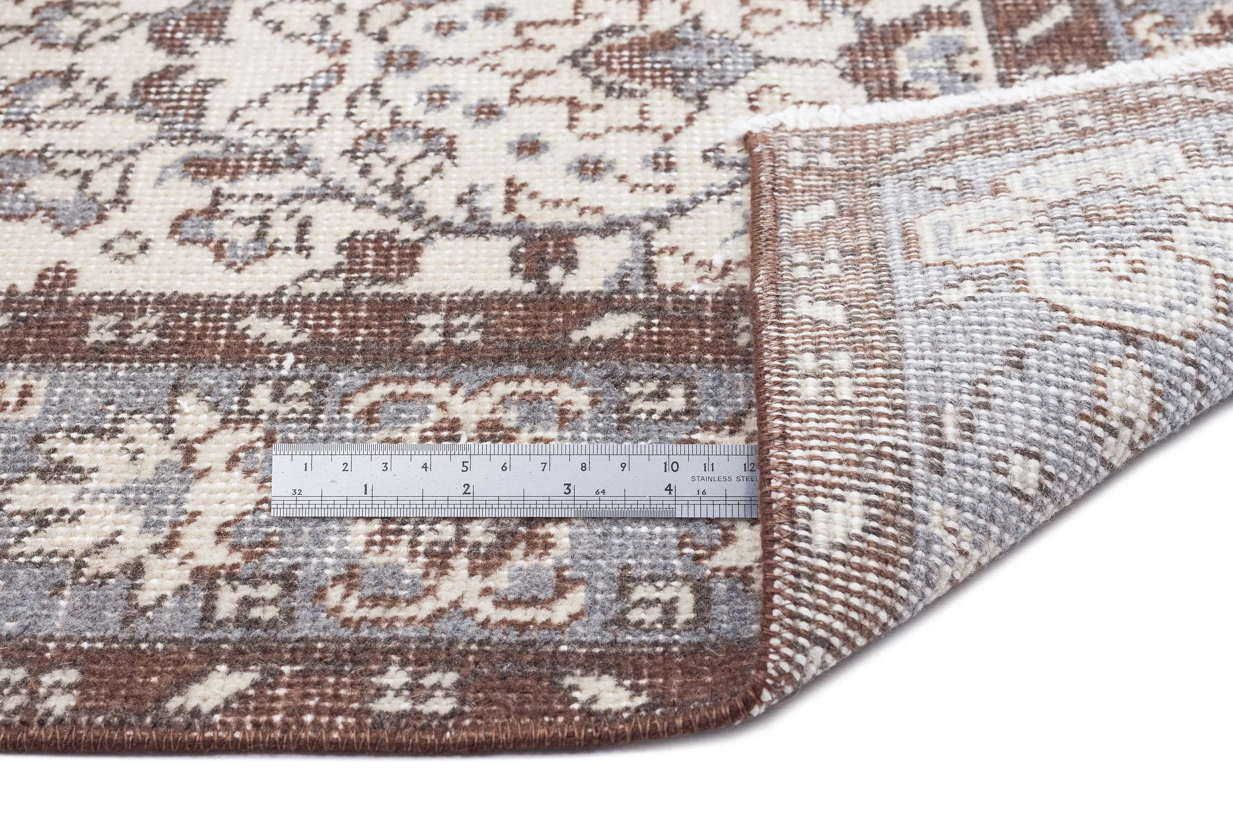 Retro Design Beige Over Dyed Vintage Rug 5'1'' x 9'5'' ft 156 x 286 cm
