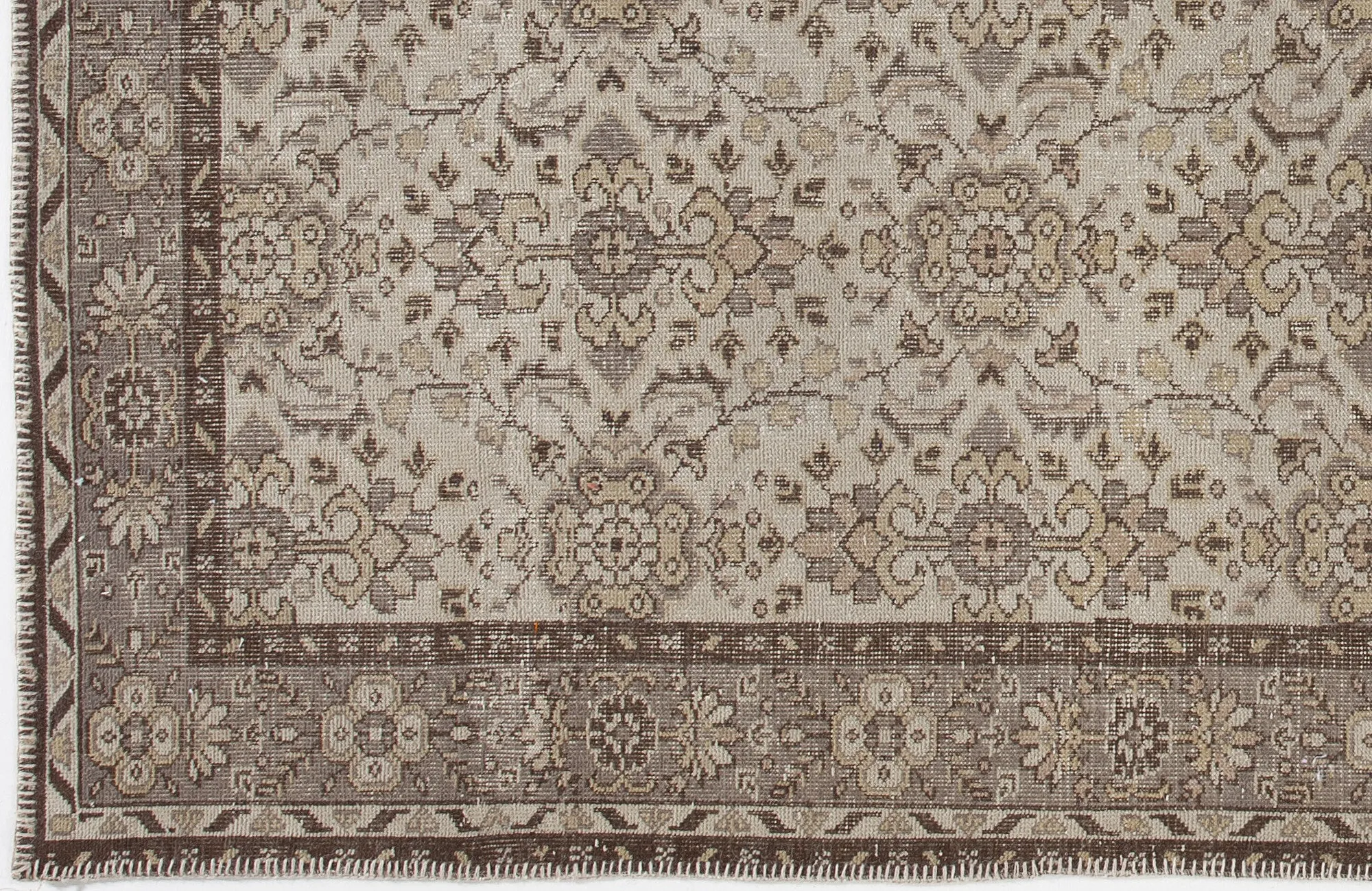 Retro Design Beige Over Dyed Vintage Rug 5'5'' x 9'7'' ft 165 x 293 cm