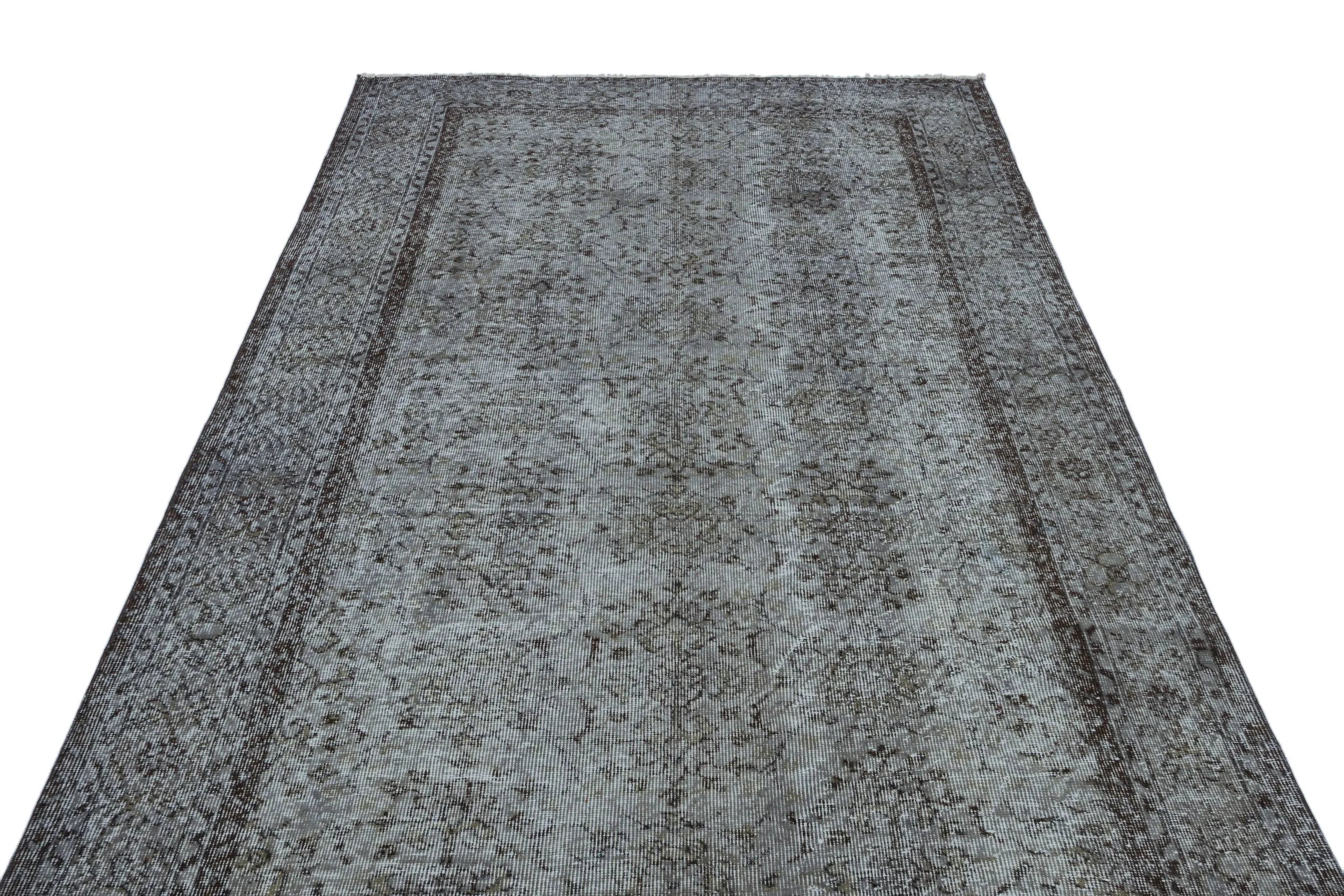 Retro Design Gray Over Dyed Vintage Rug 5'7'' x 9'9'' ft 170 x 296 cm