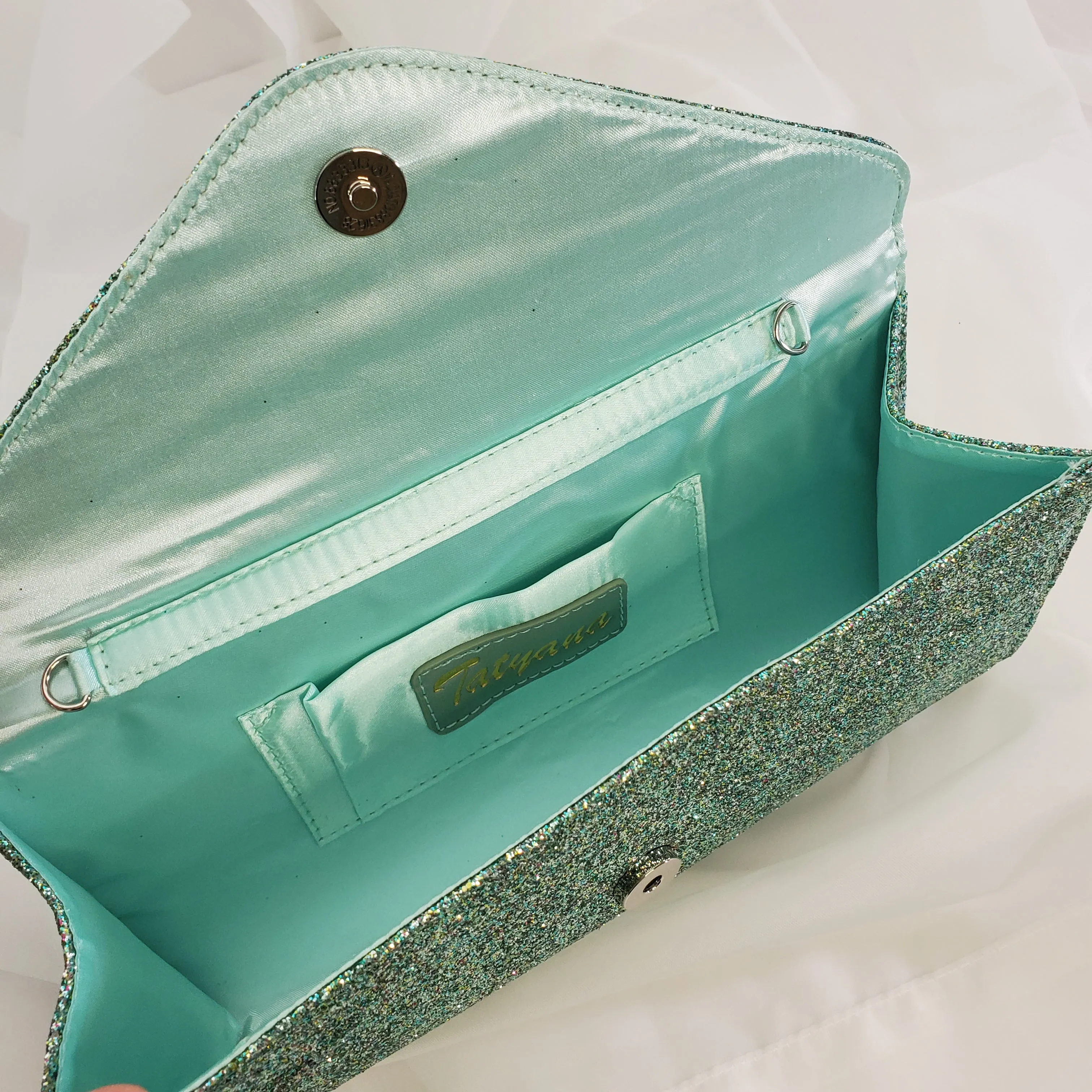Retro-Inspired Clutch Purse