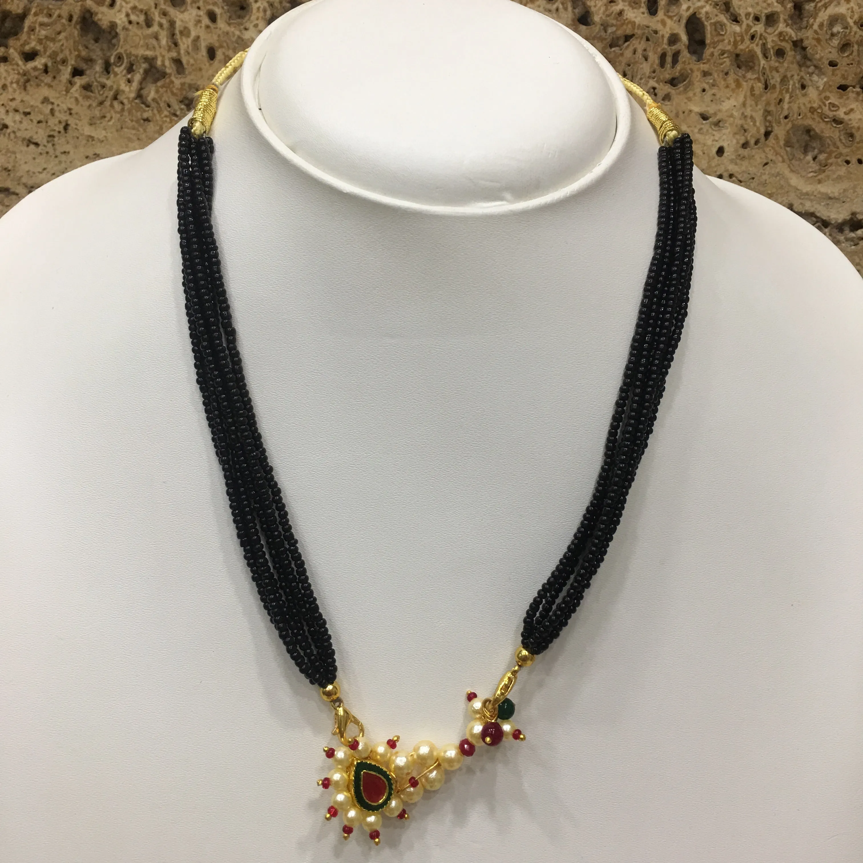 Short Mangalsutra Designs Gold Plated Latest Enamal Work Pearls Pendant Multilayer Mangalsutra