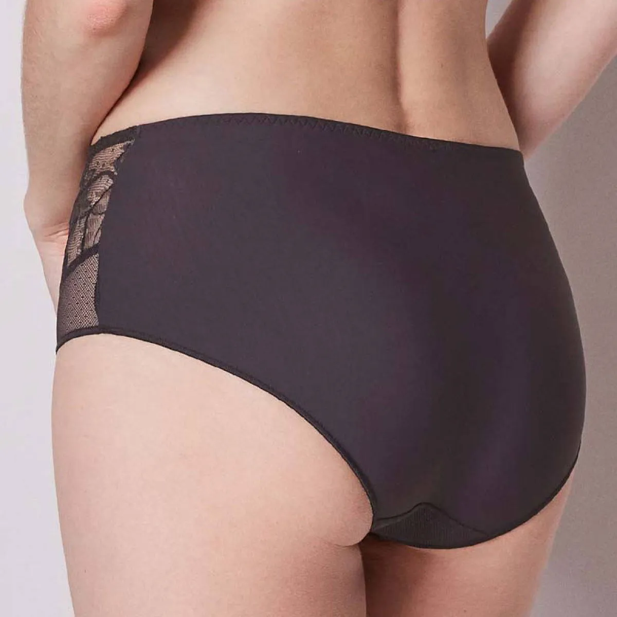 Simone Pérèle Promesse Retro Brief