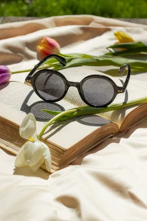 Small Round Rim Retro Look Sunglasses