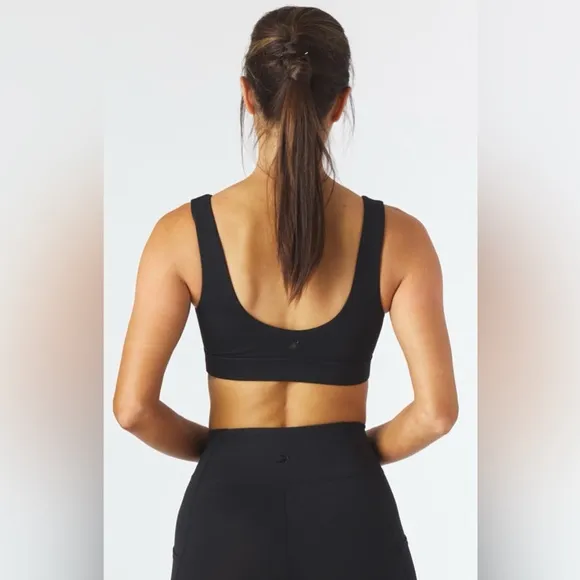 Splendid NWOT Black Sports Bra