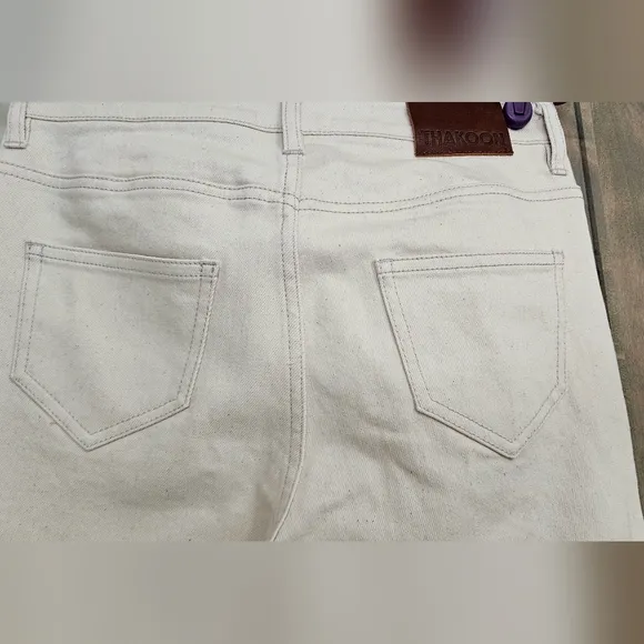 THAKOON Classic Cropped Jeans In EC Ecru. Size 2 NWT
