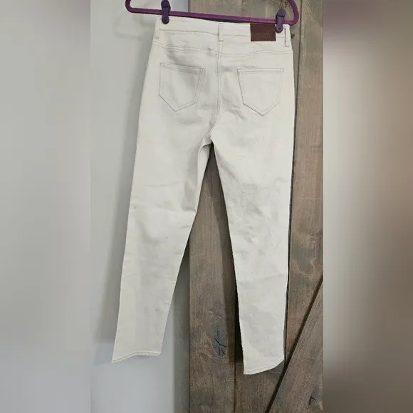 THAKOON Classic Cropped Jeans In EC Ecru. Size 2 NWT