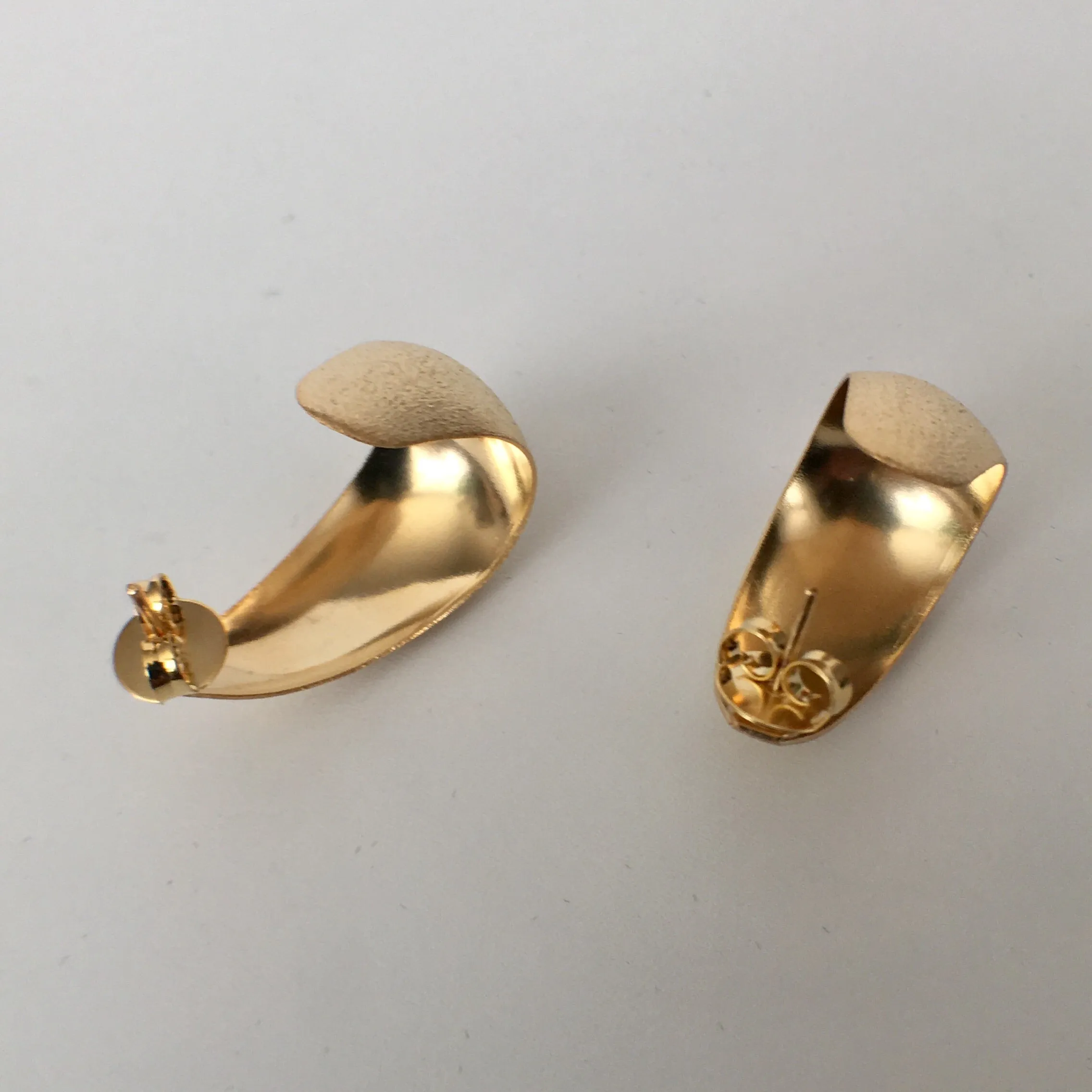 Thick Half Hoop Earrings - Yellow Gold
