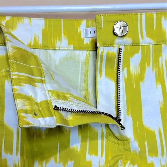 Trina Turk Womens Margarita Myrta Ikat Aztec Tribal Shorts, Yellow, White,Size 2