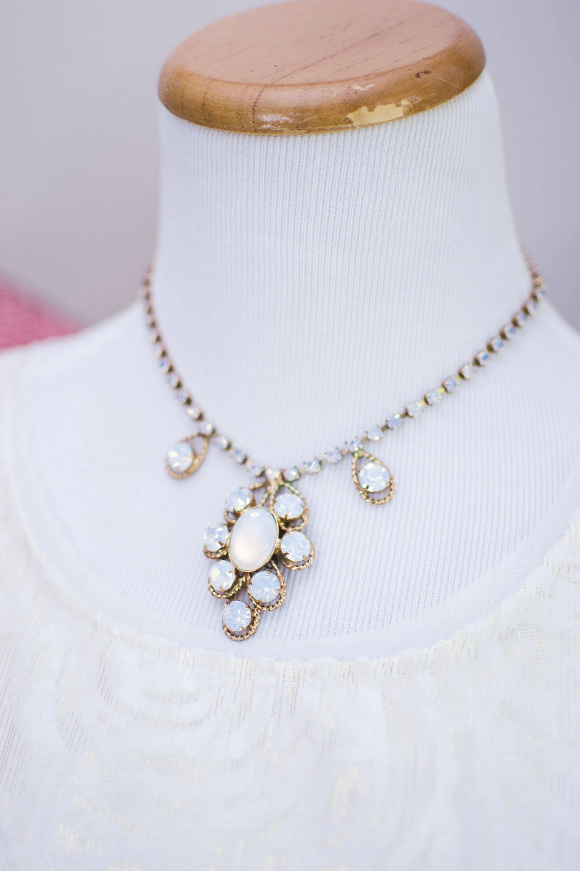 Vintage 1960s Opaline Rhinestone Necklace