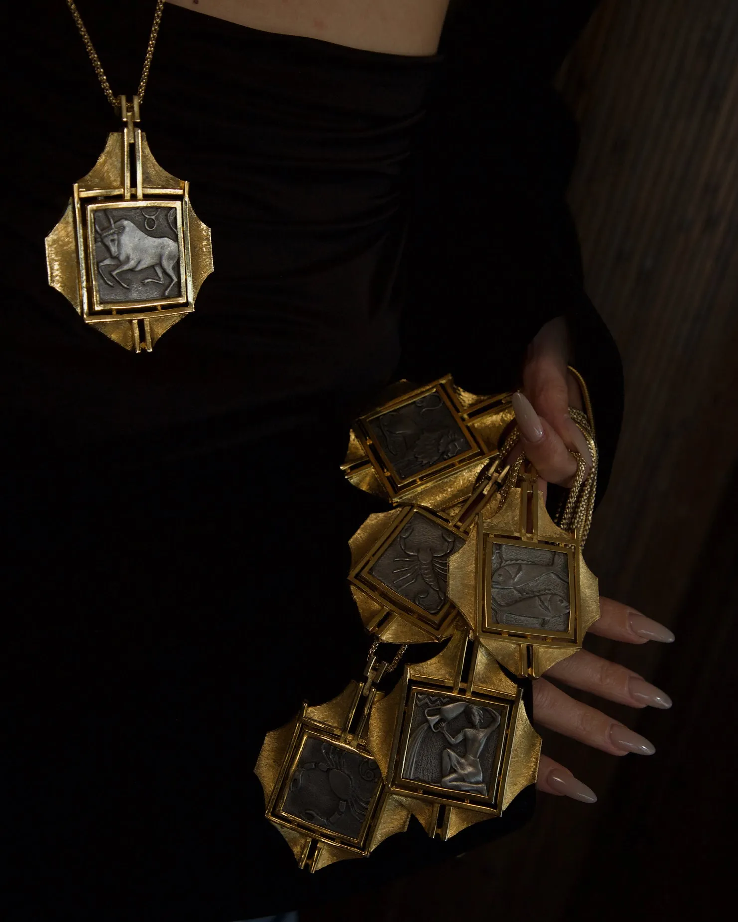 Vintage Leo Razza Pendant Necklace