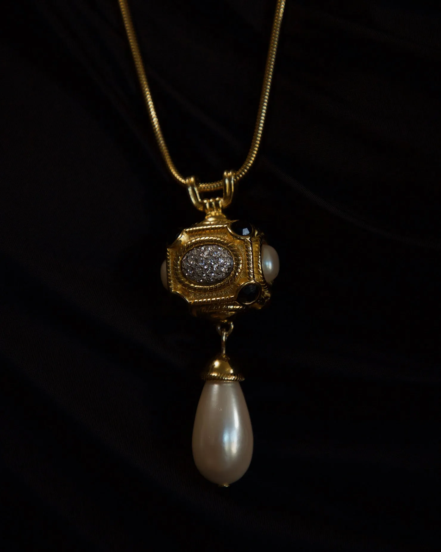Vintage Moghul Pearl Pendant Necklace