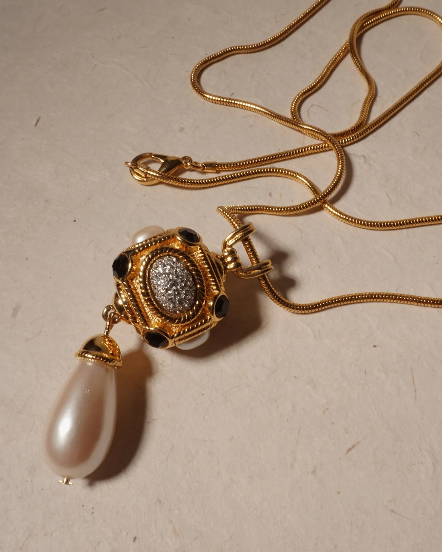 Vintage Moghul Pearl Pendant Necklace