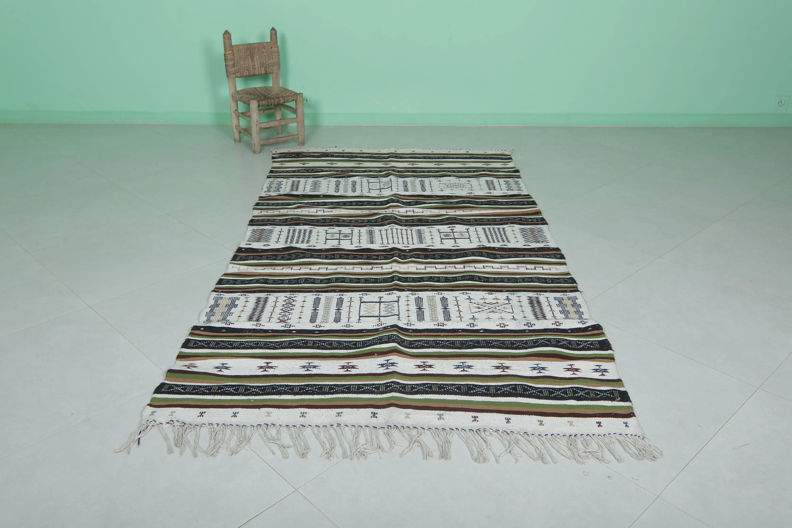 Vintage Moroccan Rug - 4.2 x 8.2 Feet Handmade Traditional Rug