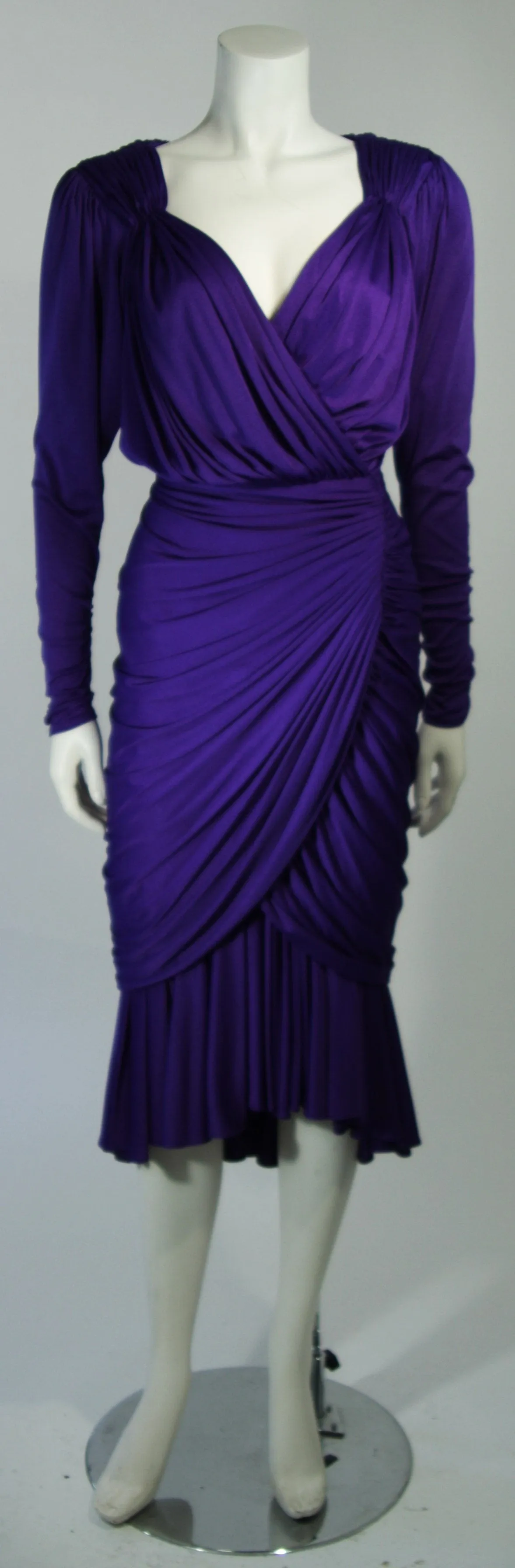 VINTAGE Purple Jersey Ruched Long Sleeve Cocktail Dress Size 2-4