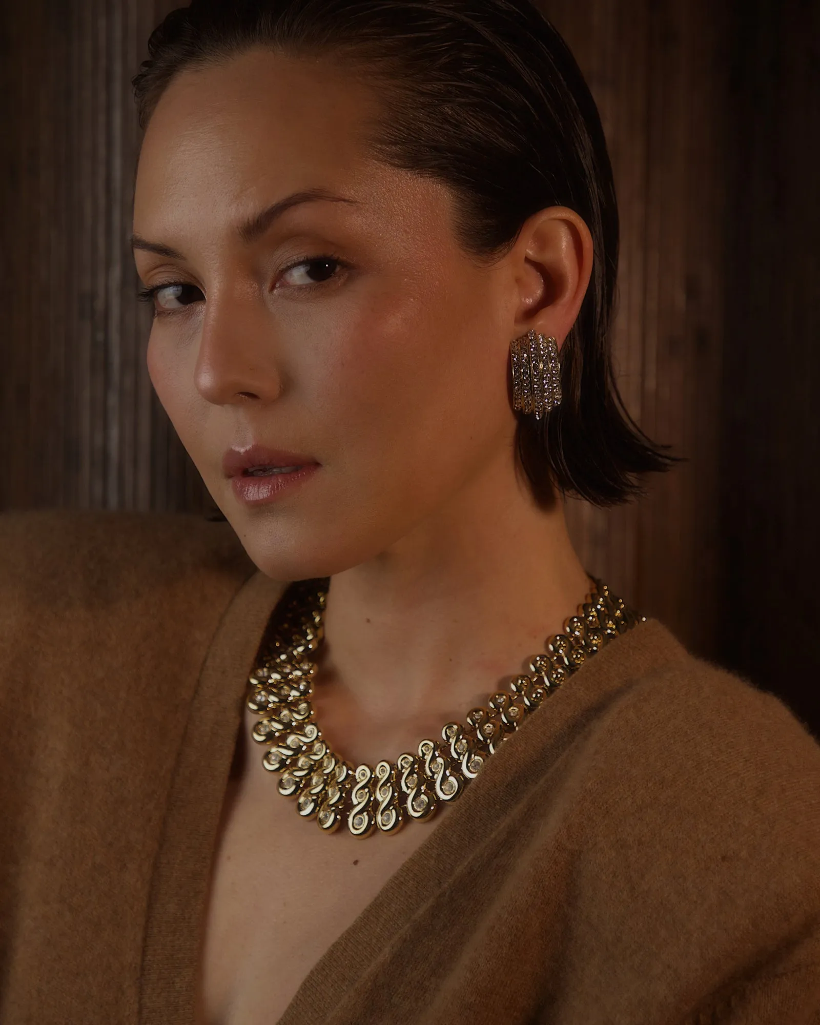 Vintage Twist-Link Rhinestone Statement Necklace