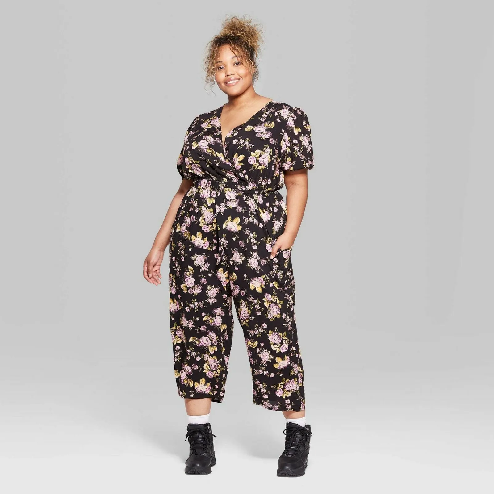 Wild Fable Women's Floral Print Half Sleeve V-Neck Jumpsuit