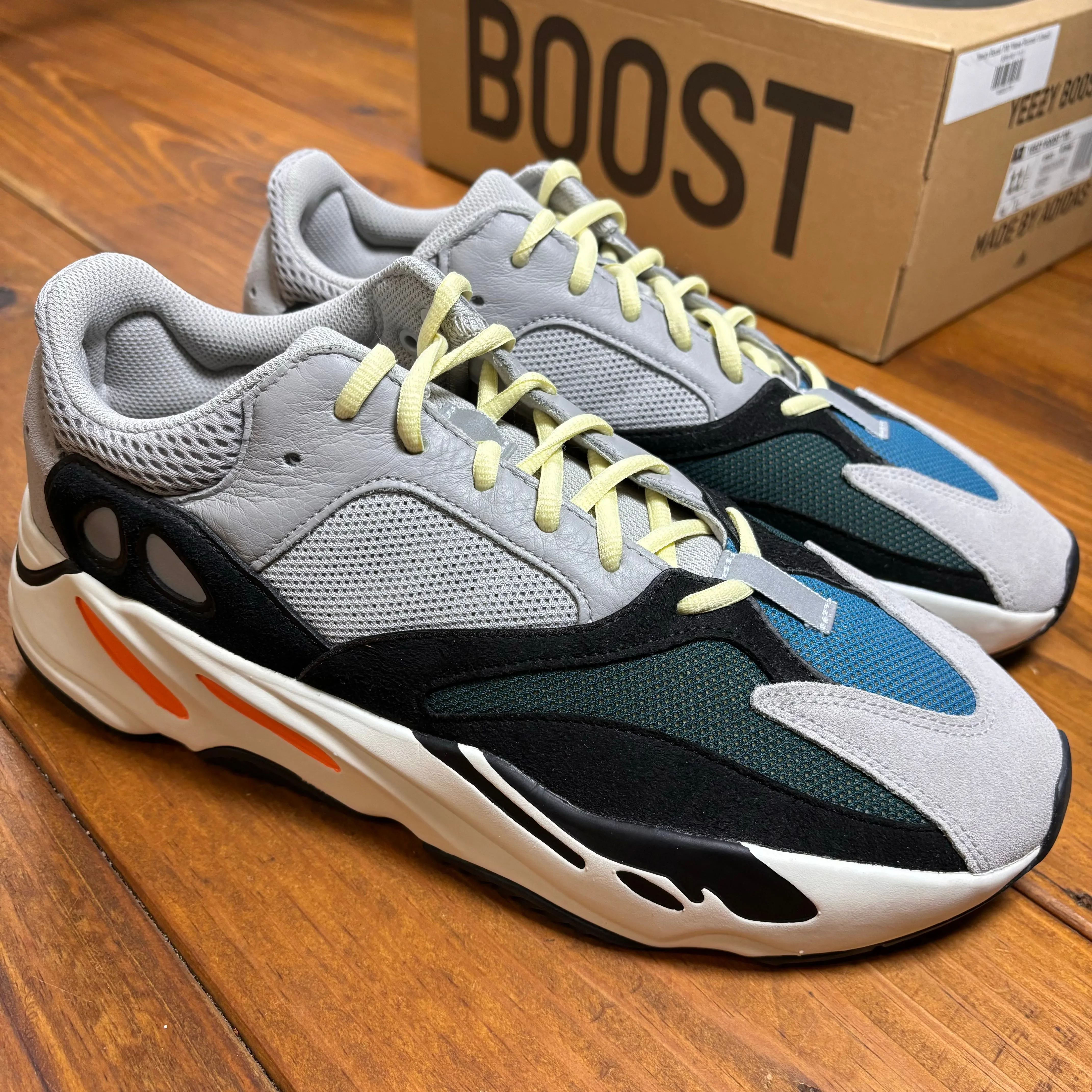 Yeezy Boost 700 'Wave Runner' (Used)